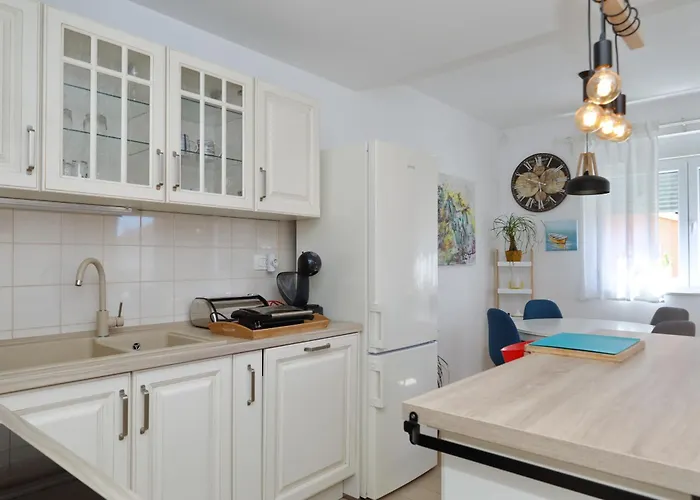 Bajana Apartment